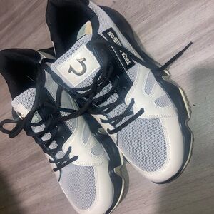 True Relegion Sneakers